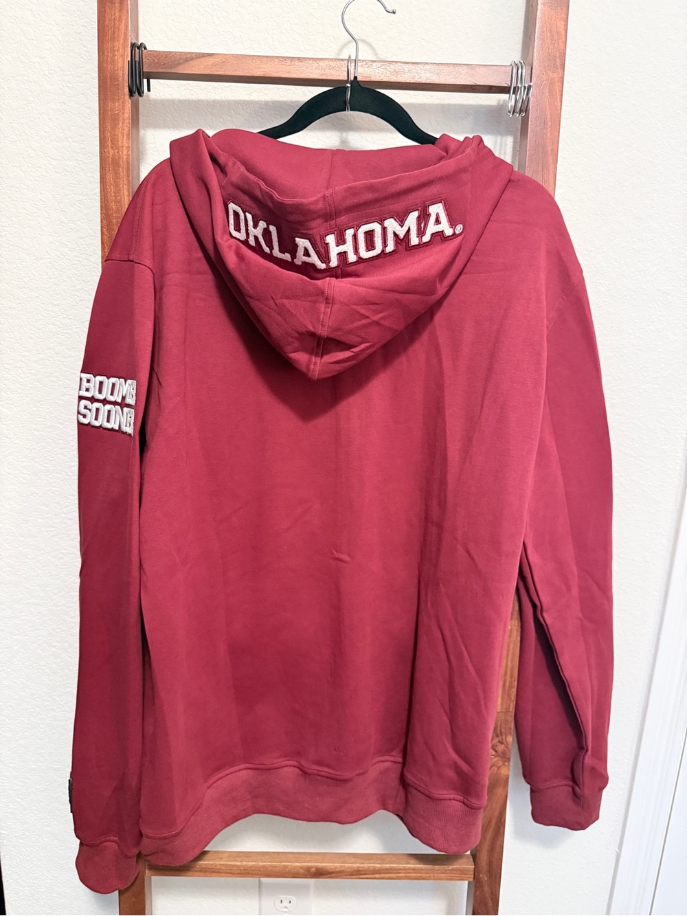 Oklahoma Sooners Crimson Full-Zip Hoodie Jacket Pro Standard Size XL NWT - Picture 3 of 4